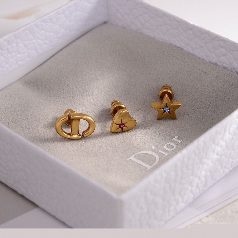 ch**an D*or earrings
